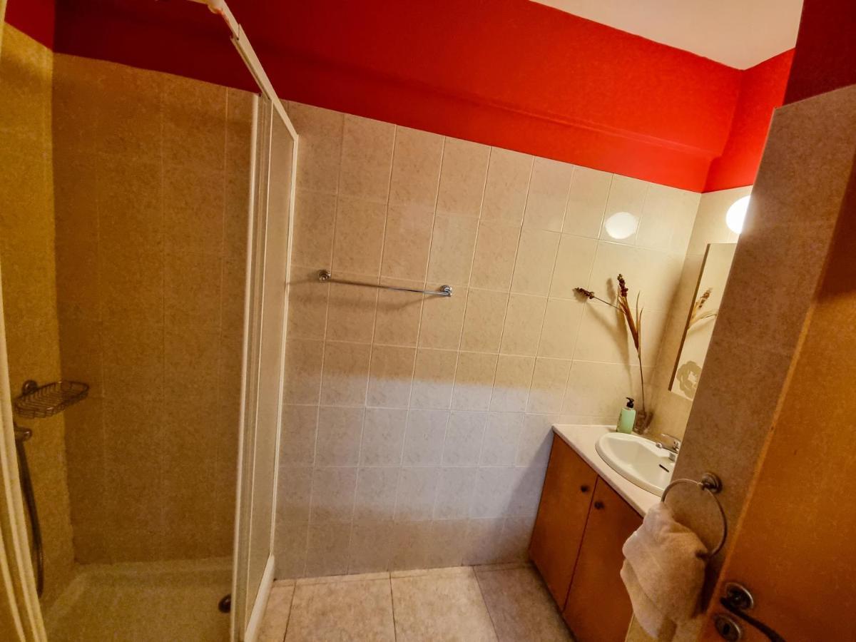 Dock Holiday Apartment Larnaca Extérieur photo